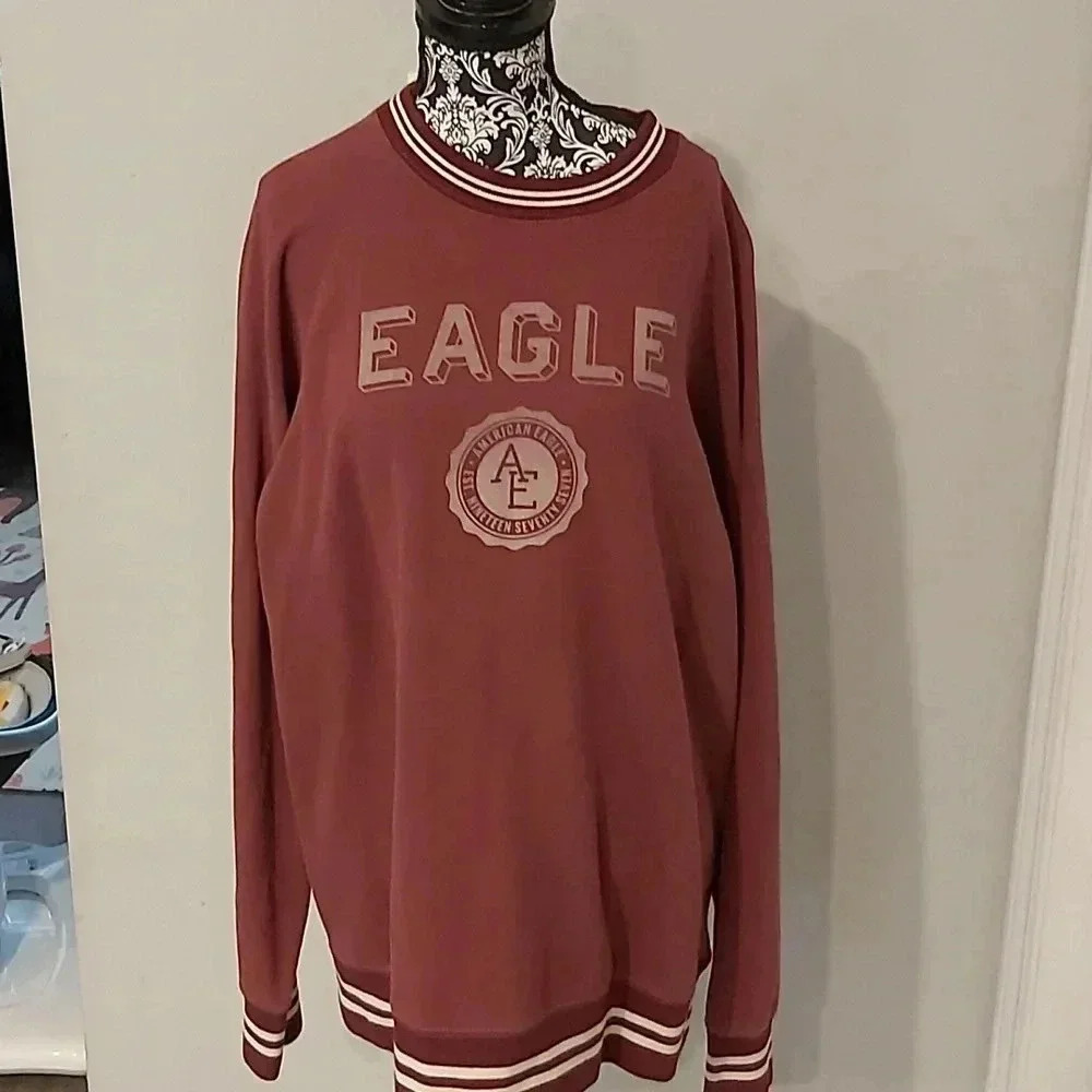 American eagle crewneck